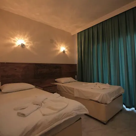 Grand Tas Hotel 3*